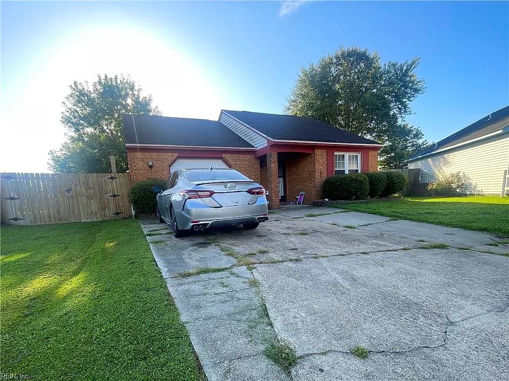 1501 Millington DR, VIRGINIA BEACH VA 23464 - Main photo
