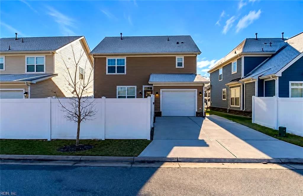1663 Briarfield RD, HAMPTON VA 23669 - Photo 3