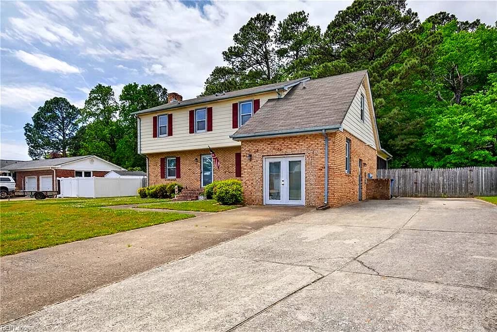 2904 Sir Walter CRES, CHESAPEAKE VA 23321 - Photo 4