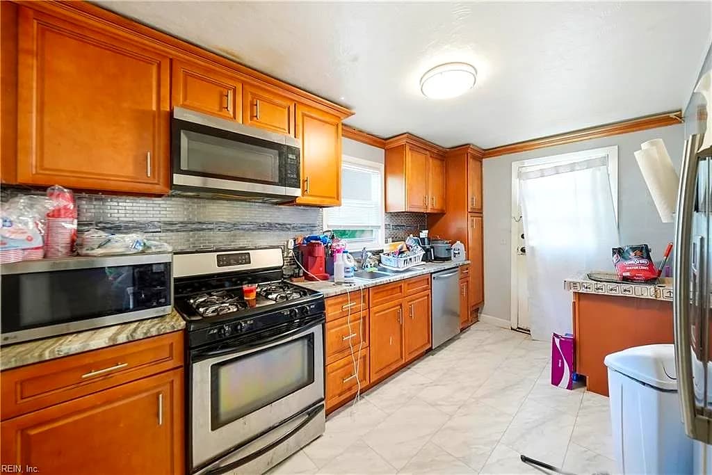 210 S Division ST, SUFFOLK VA 23434 - Photo 5