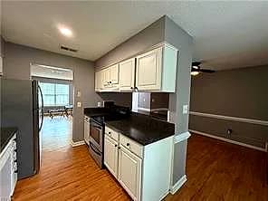 548 Hollomon DR, HAMPTON VA 23666 - Photo 5