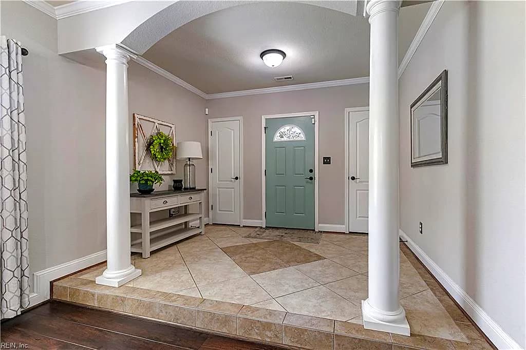 7530 VILLA CT, GLOUCESTER POINT VA 23062 - Photo 5