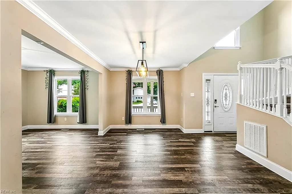 12 Edith Key ST, HAMPTON VA 23666 - Photo 5