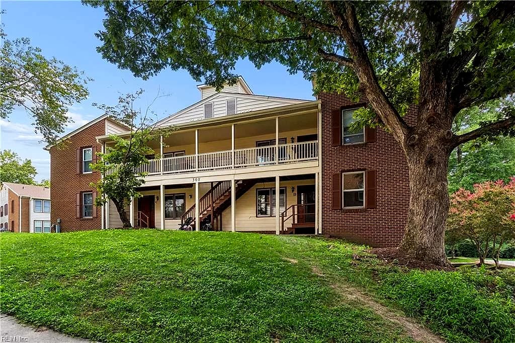 308 Patriot LN #D, WILLIAMSBURG VA 23185 - Photo 3