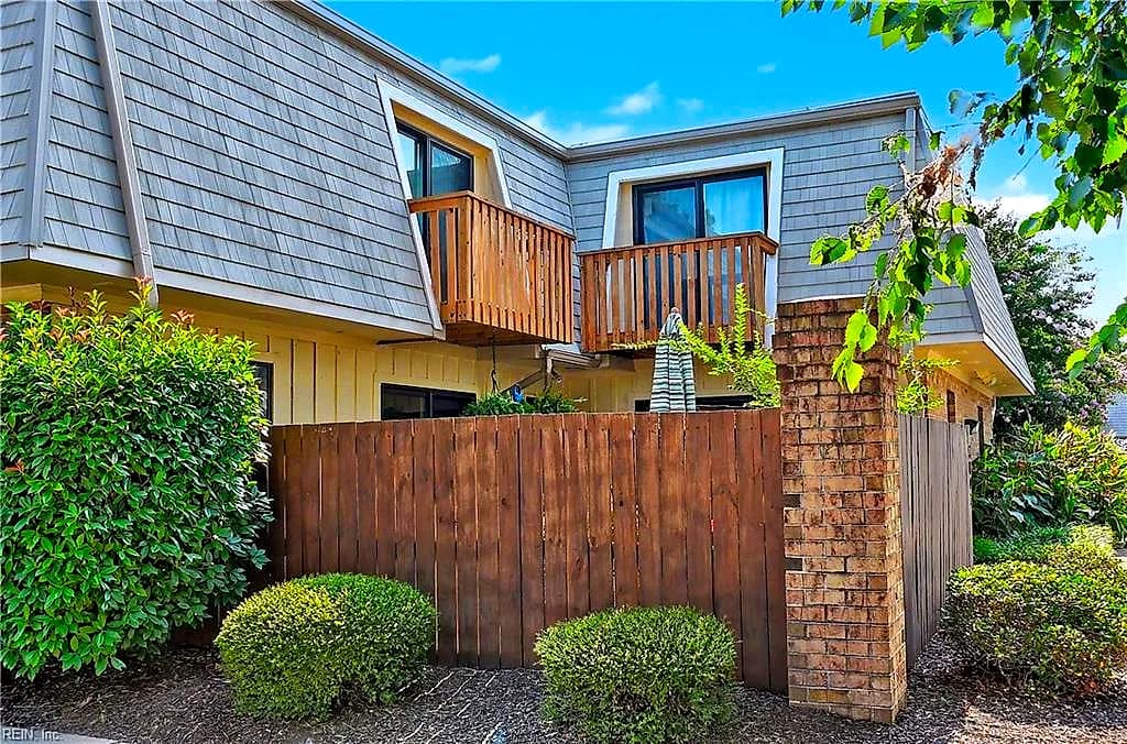 1001 Lands End WAY, VIRGINIA BEACH VA 23451 - Main photo