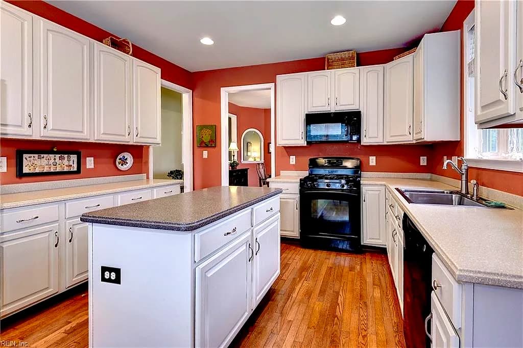 6860 Arthur Hills DR, WILLIAMSBURG VA 23188 - Photo 5
