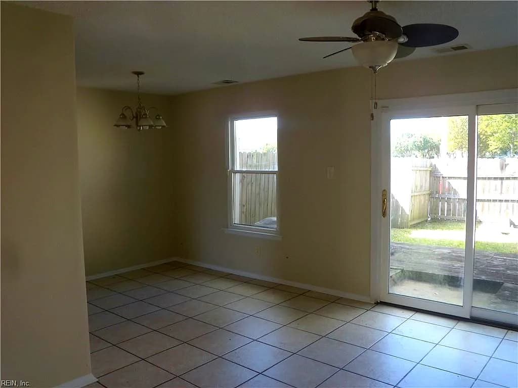 3636 Sylvan CT, VIRGINIA BEACH VA 23453 - Photo 4