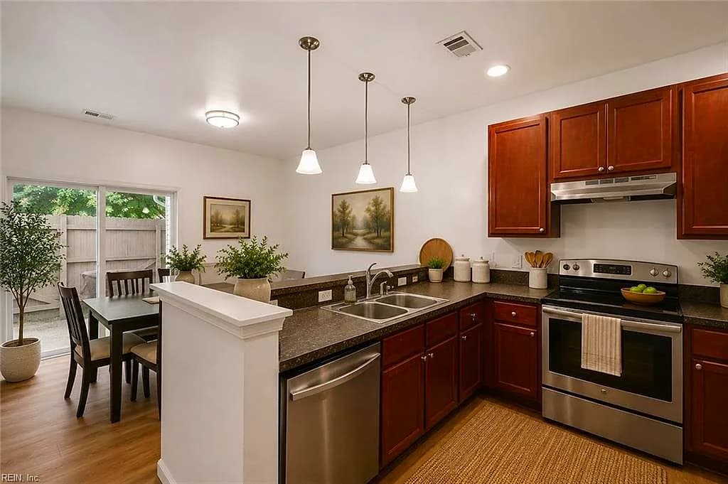 4548 Turnworth Arch ARCH, VIRGINIA BEACH VA 23456 - Photo 4