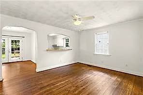 4848 Robin Hood RD, NORFOLK VA 23513 - Photo 5
