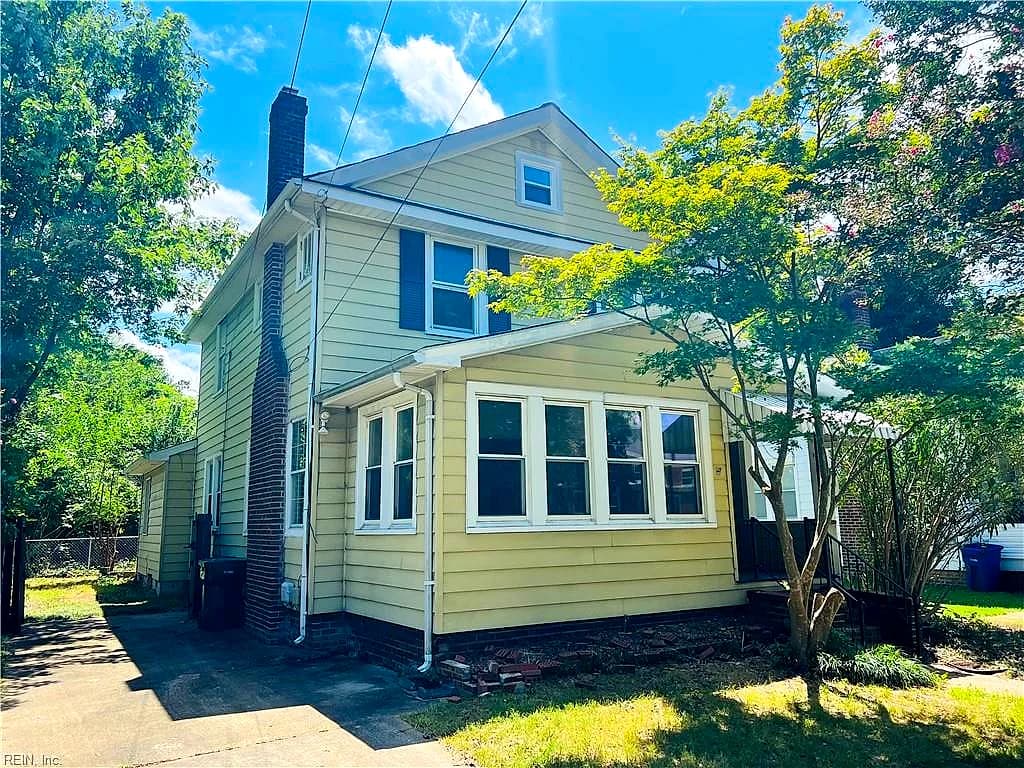 412 Blair AVE, NEWPORT NEWS VA 23607 - Main photo