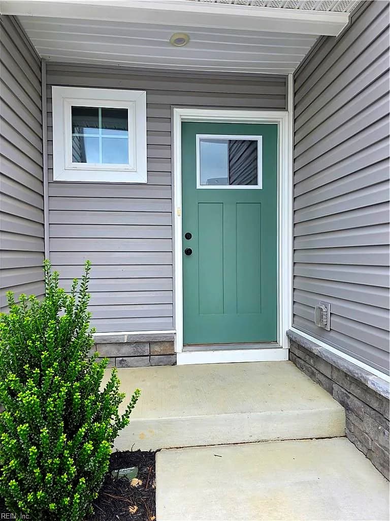 225 Summit PATH, FRANKLIN VA 23851 - Photo 4