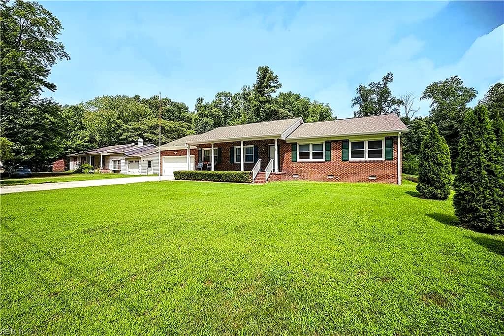 110 Bayberry LN, YORKTOWN VA 23693 - Photo 4