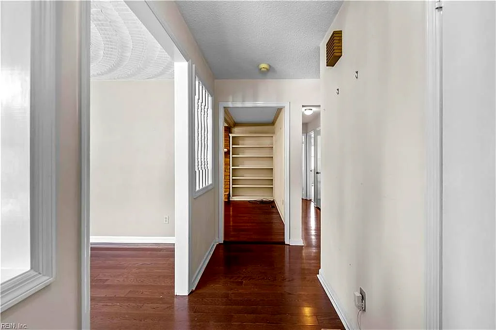 5917 Woodhaven CT, VIRGINIA BEACH VA 23464 - Photo 5