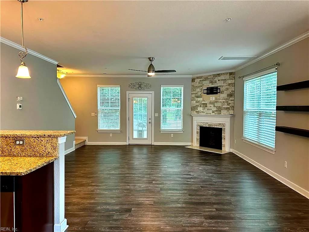 700 Albertine CT, CHESAPEAKE VA 23320 - Photo 4