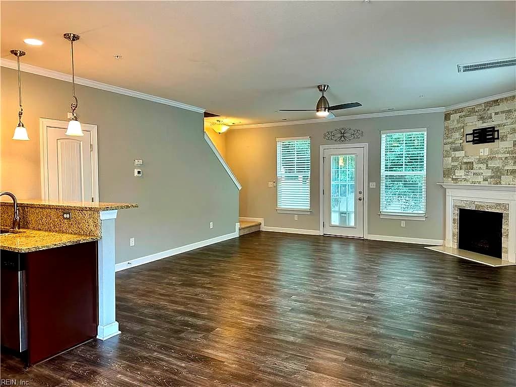 700 Albertine CT, CHESAPEAKE VA 23320 - Photo 5