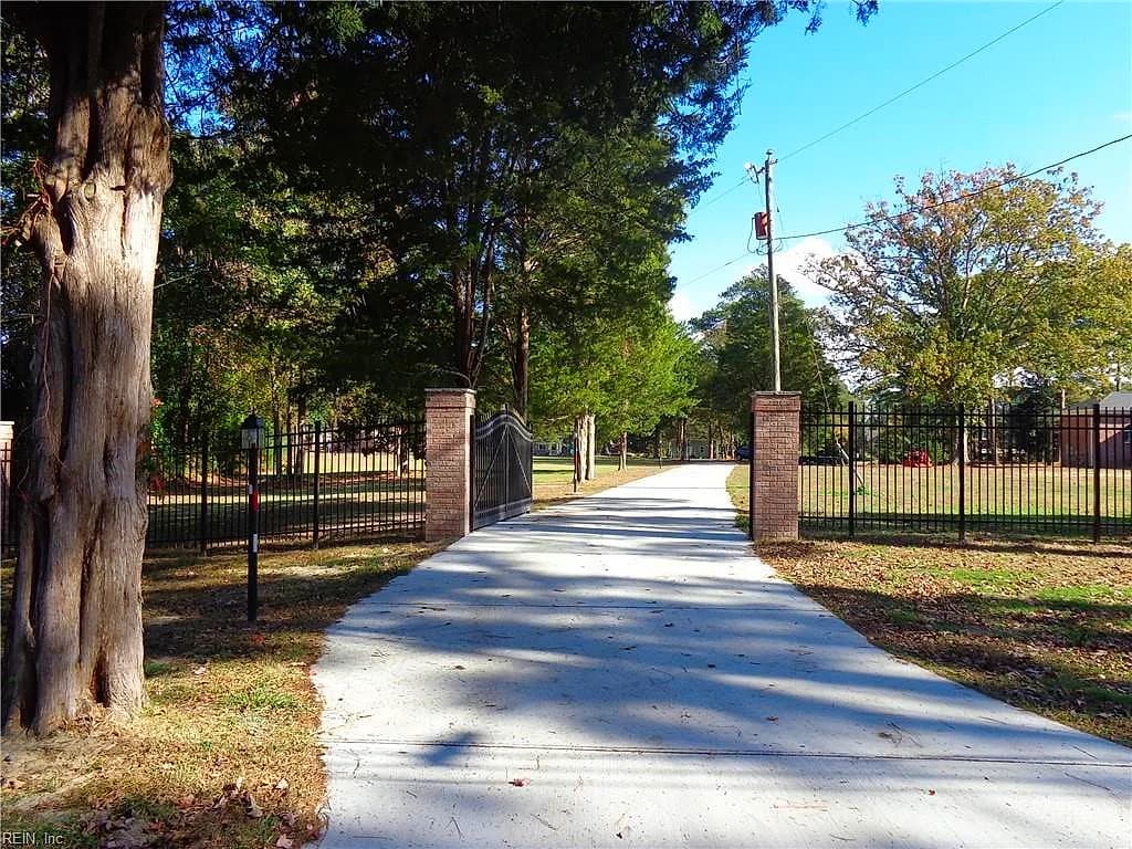 849 E Sparrow RD, VIRGINIA BEACH VA 23464 - Photo 3