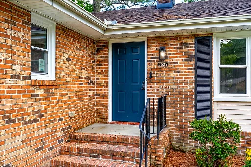 5529 S Greenefield DR, PORTSMOUTH VA 23703 - Photo 4