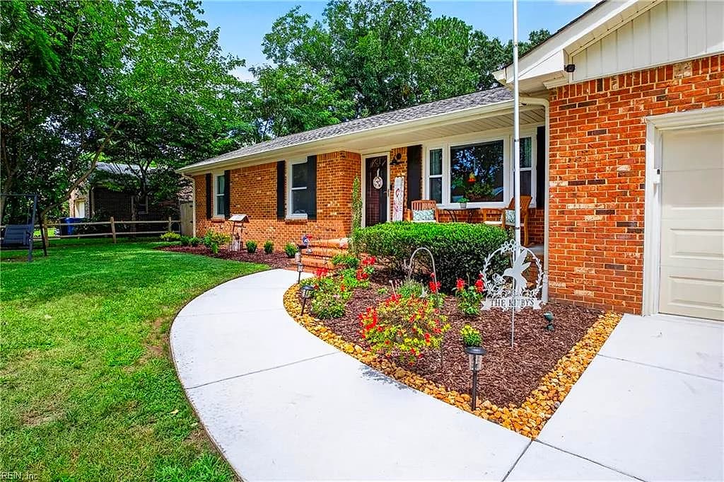 418 Warhawks RD, CHESAPEAKE VA 23322 - Photo 5