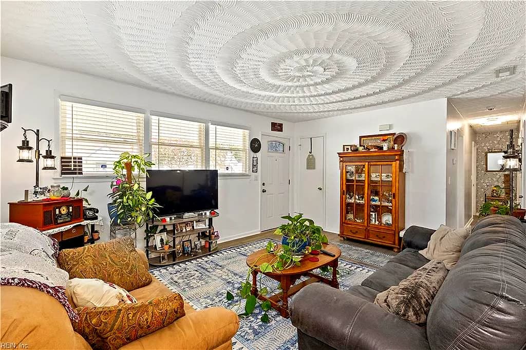 6522 Pugh ST, NORFOLK VA 23513 - Photo 5