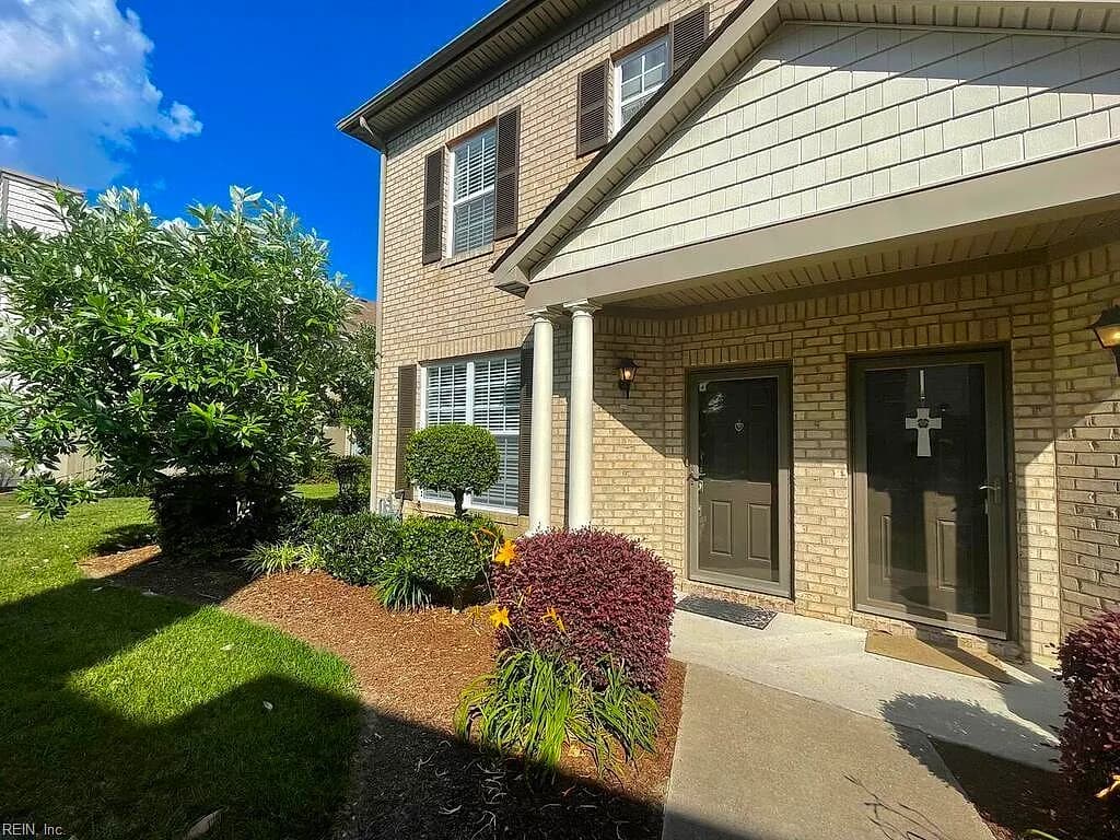 2028 Smallbrooke CT, VIRGINIA BEACH VA 23454 - Photo 3