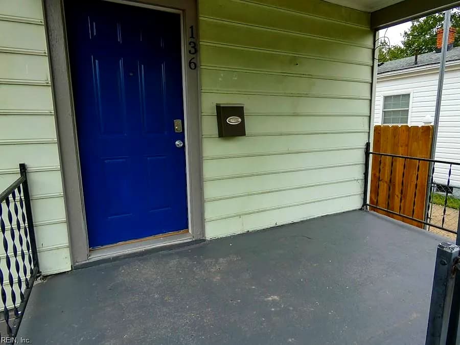 136 Mapleshade AVE, NORFOLK VA 23505 - Photo 3