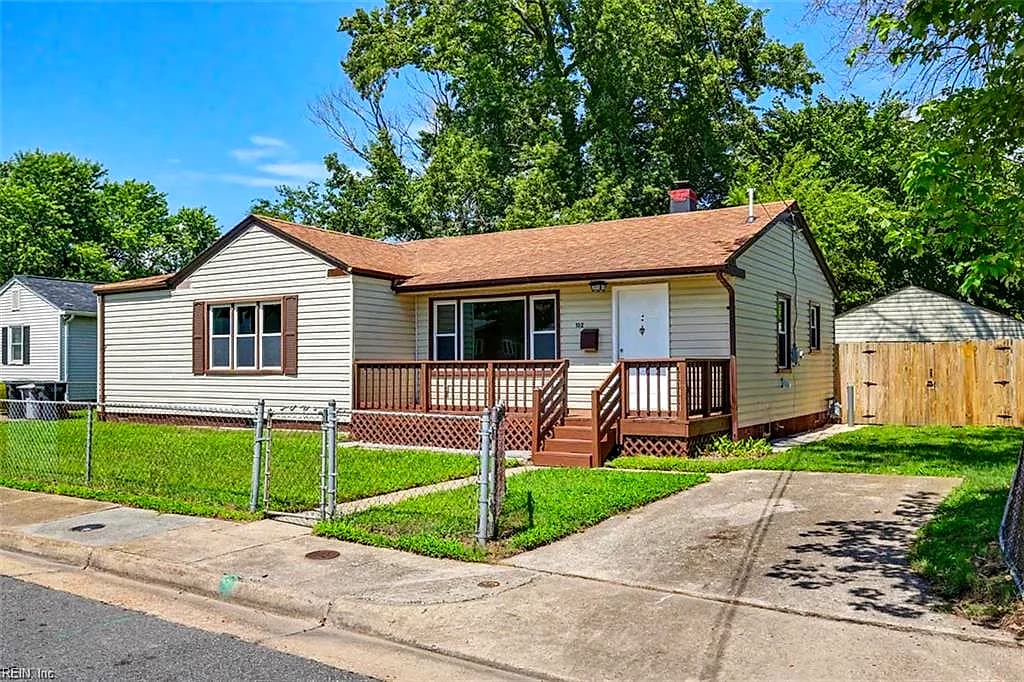 102 W Kelly AVE, HAMPTON VA 23663 - Photo 5