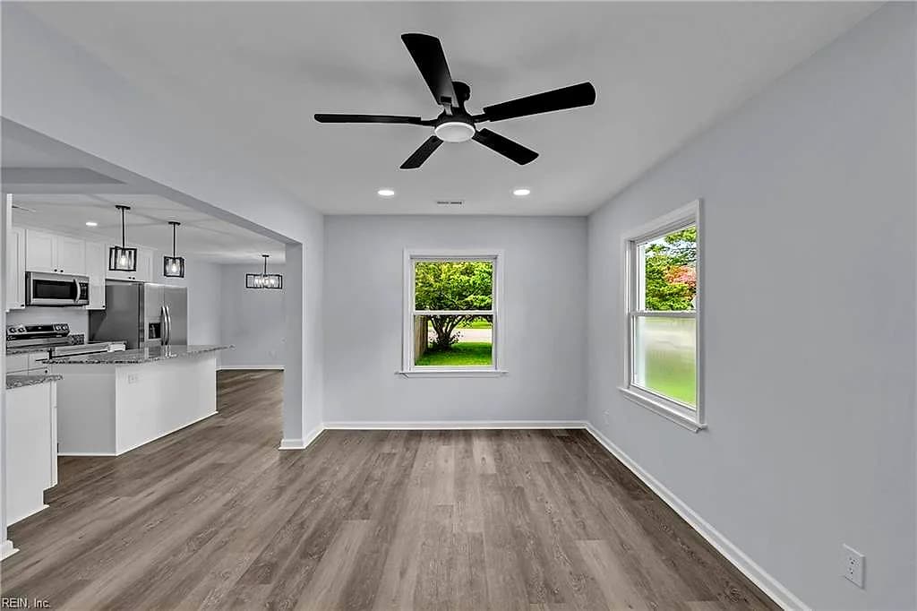 4201 Neptune AVE, CHESAPEAKE VA 23325 - Photo 4