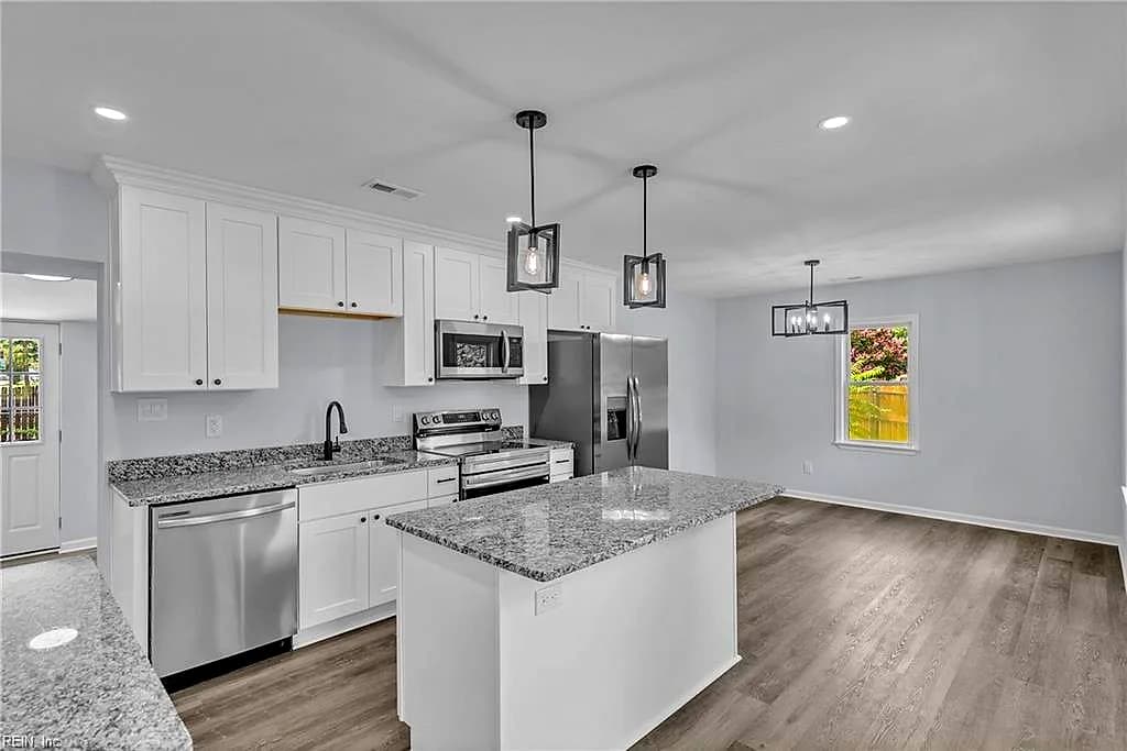 4201 Neptune AVE, CHESAPEAKE VA 23325 - Photo 5