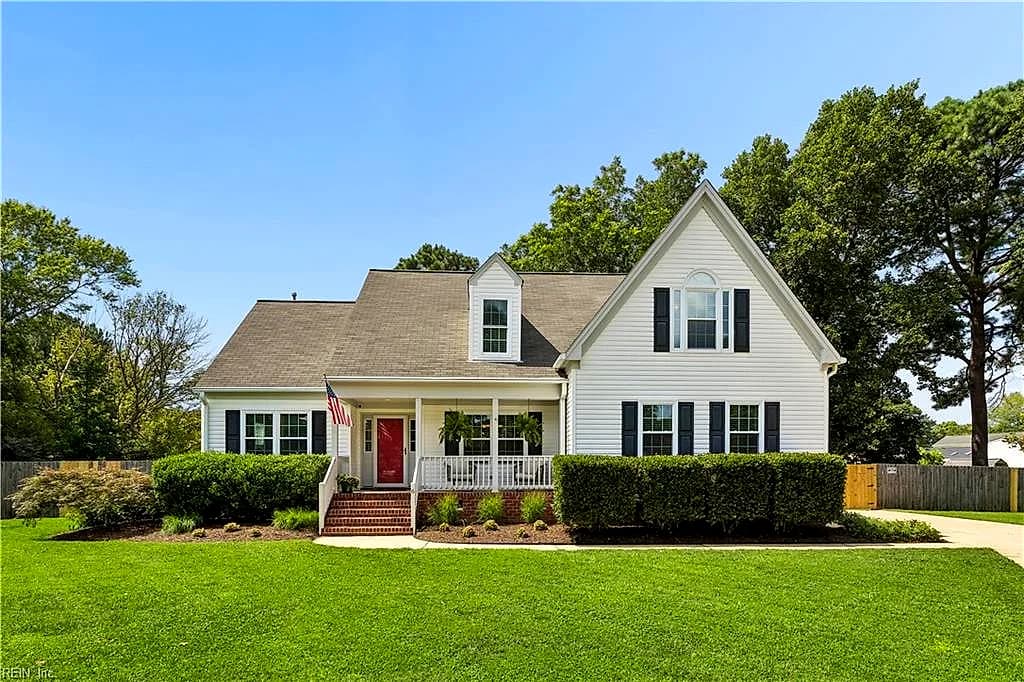 6 Poplar CT, SMITHFIELD VA 23430 - Photo 2