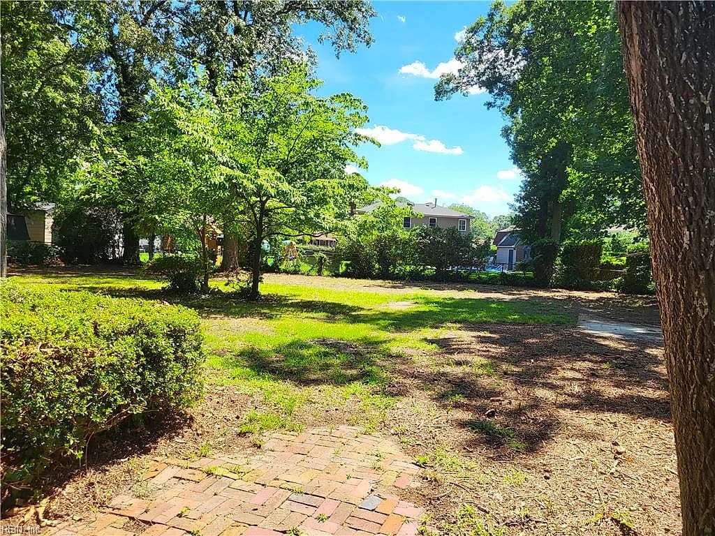 1653 Sheppard AVE, NORFOLK VA 23518 - Photo 4