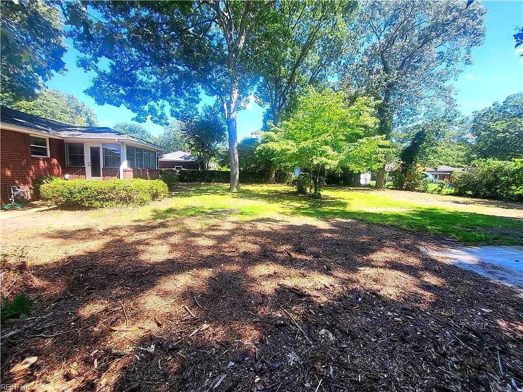 1653 Sheppard AVE, NORFOLK VA 23518 - Photo 5