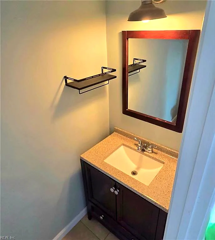708 Alder CIR, VIRGINIA BEACH VA 23462 - Photo 5