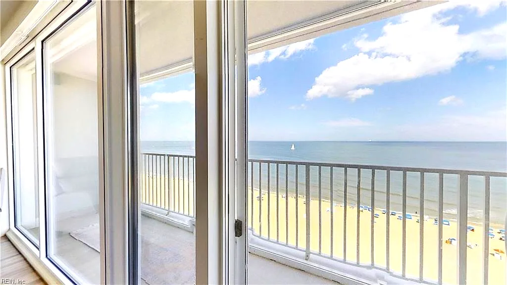 3800 Atlantic AVE #1103, VIRGINIA BEACH VA 23451 - Photo 4