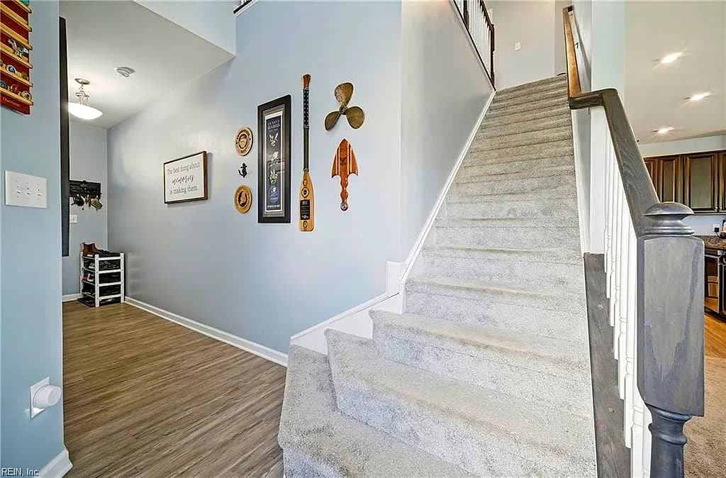 717 Hezekiah Little DR, VIRGINIA BEACH VA 23462 - Photo 4