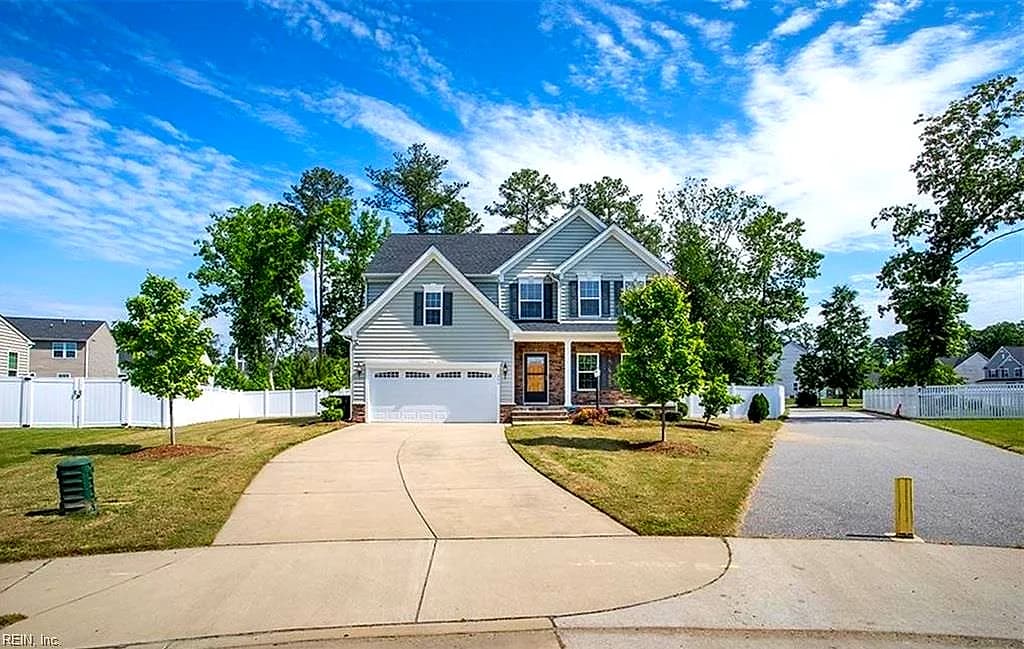 209 Starling CIR, NEWPORT NEWS VA 23606 - Photo 2