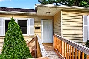 134 Tuckahoe DR, NEWPORT NEWS VA 23606 - Photo 3