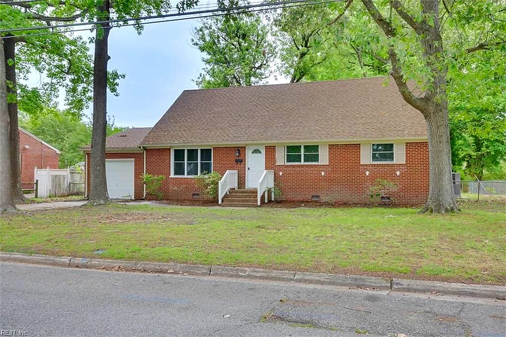 150 Henry Clay RD, NEWPORT NEWS VA 23601 - Photo 4