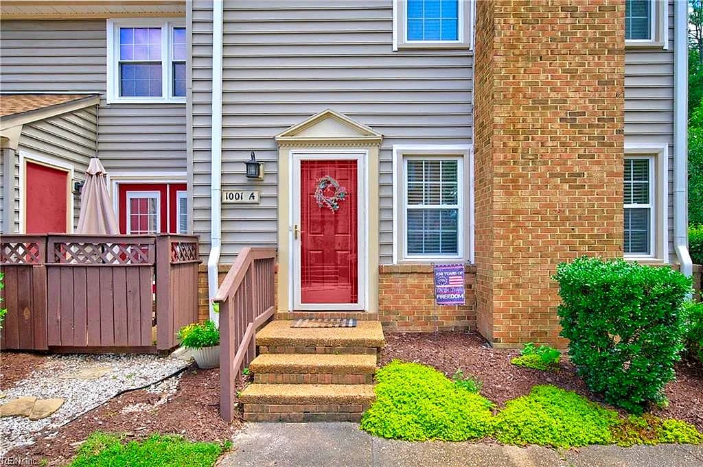 1001 Saint Andrews WAY #A, CHESAPEAKE VA 23320 - Photo 2