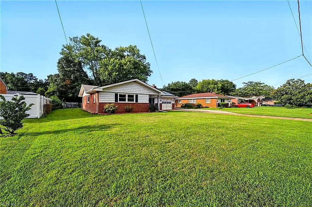 72 Stanley DR, NEWPORT NEWS VA 23608 - Photo 4
