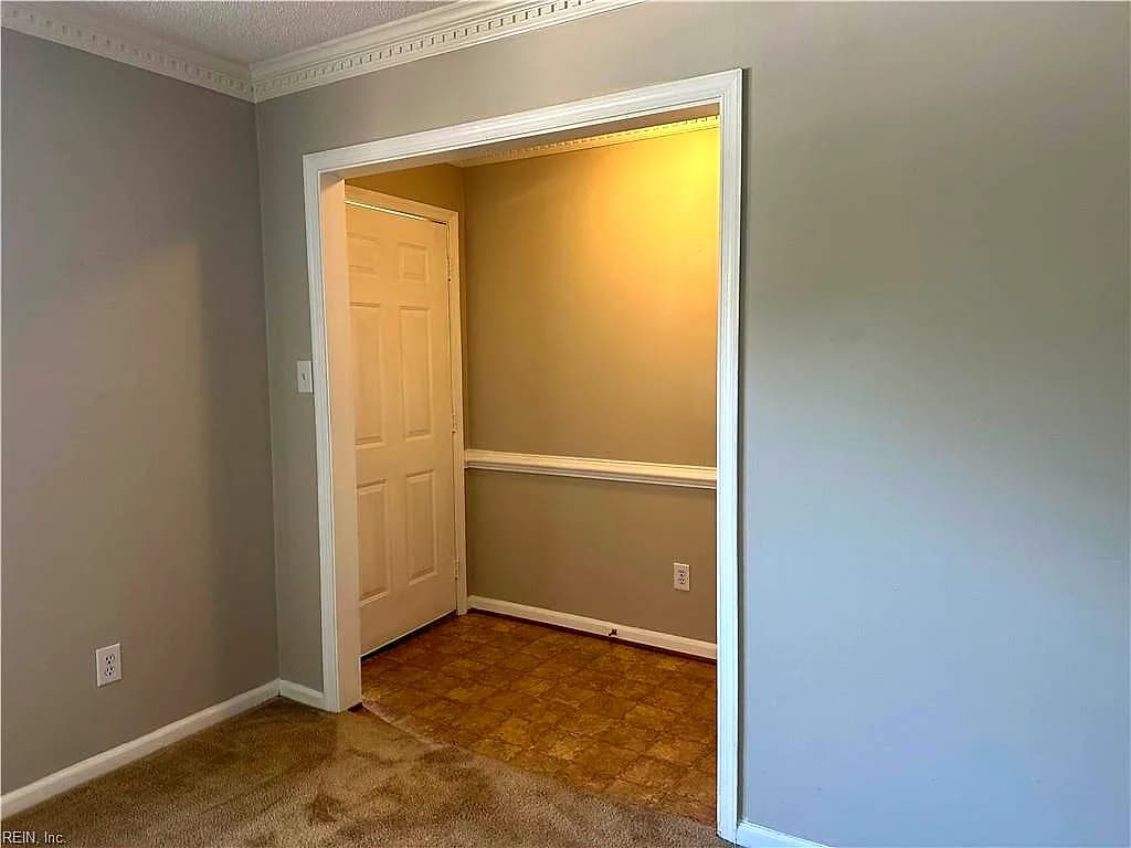 4054 Thomas Jefferson DR, VIRGINIA BEACH VA 23452 - Photo 3