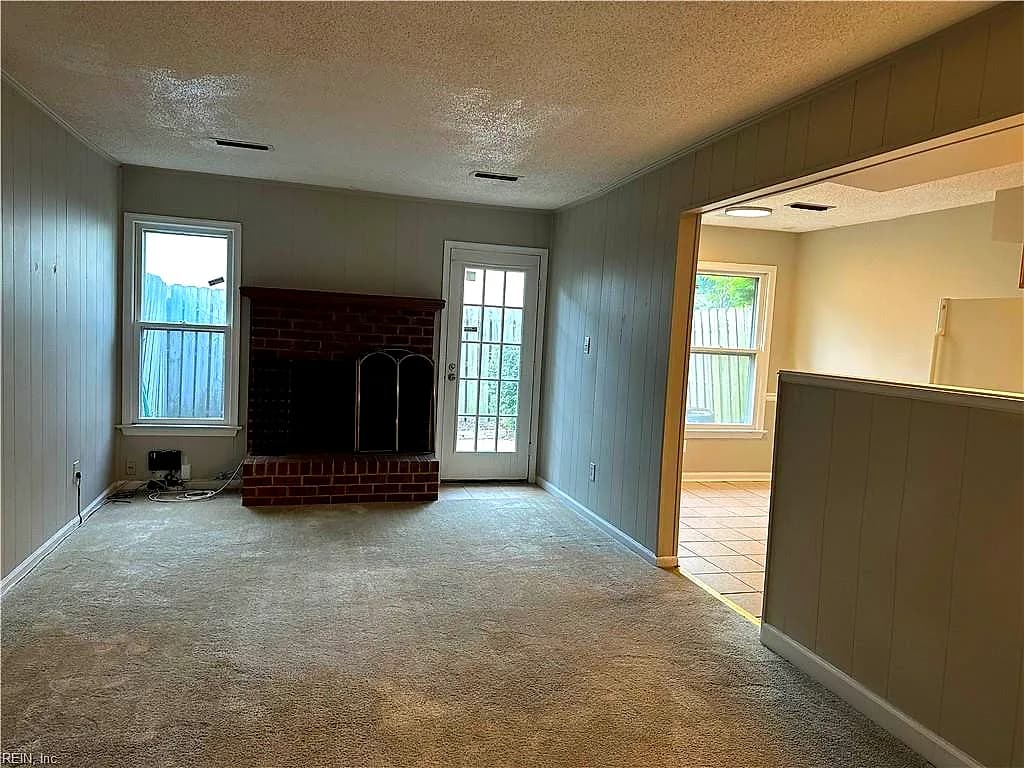 4054 Thomas Jefferson DR, VIRGINIA BEACH VA 23452 - Photo 4
