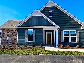 212 Saint Pauls AVE #30-4, SMITHFIELD VA 23430 - Photo 2