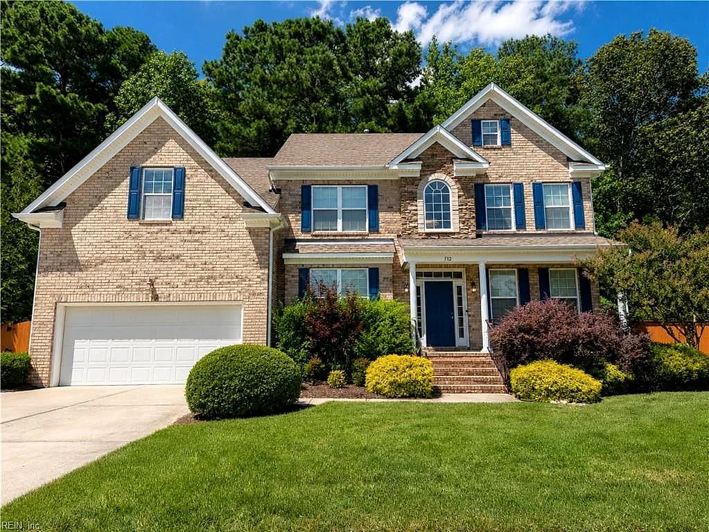712 Greenfield LN, CHESAPEAKE VA 23322 - Main photo