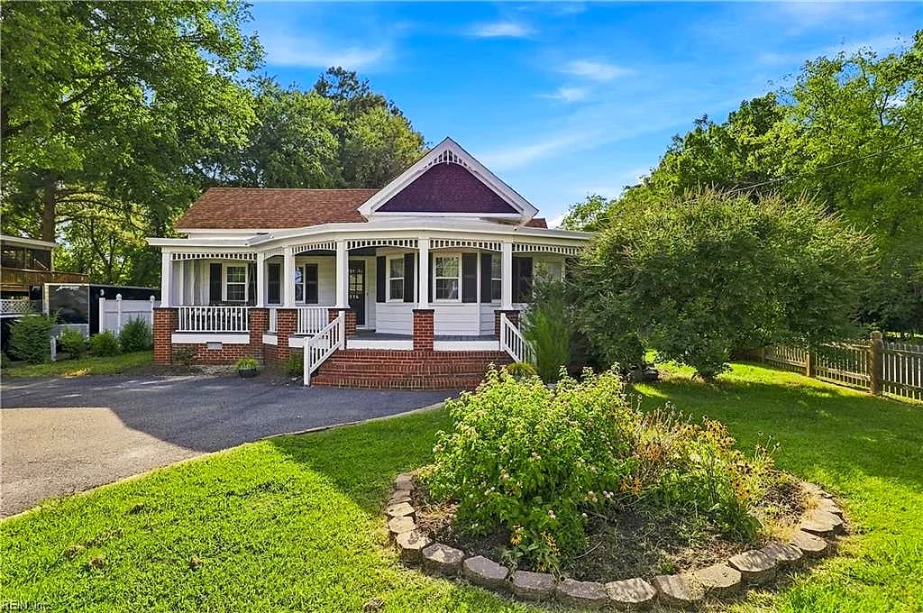 1336 Poquoson AVE, POQUOSON VA 23662 - Photo 4