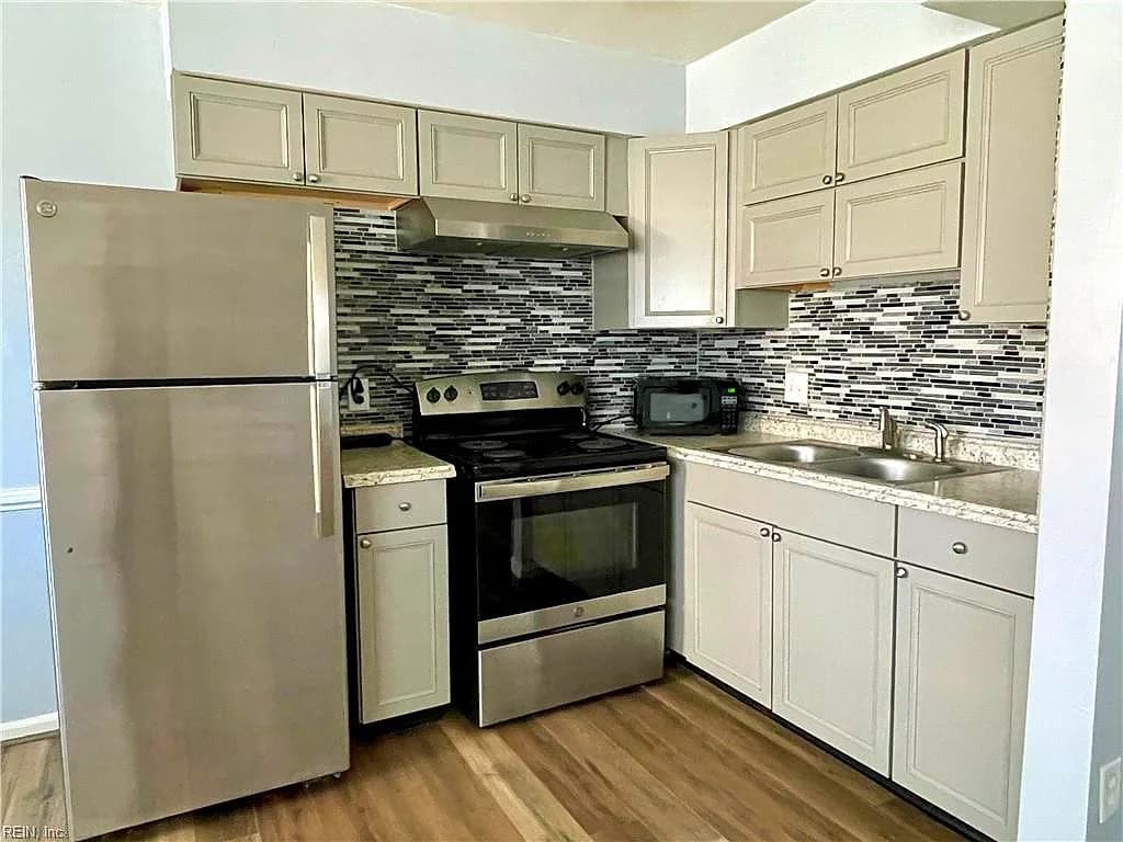 2100 Arctic Ave AVE ##14, VIRGINIA BEACH VA 23451 - Photo 3