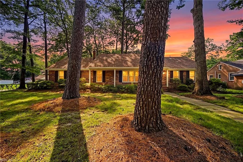 500 Edwin DR, VIRGINIA BEACH VA 23462 - Photo 3