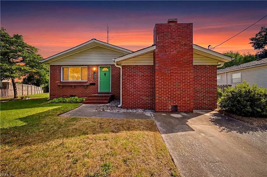 230 Bradford AVE, NORFOLK VA 23505 - Photo 2