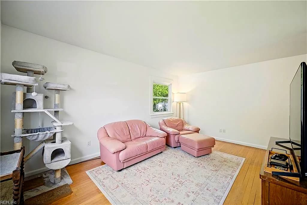 230 Bradford AVE, NORFOLK VA 23505 - Photo 5