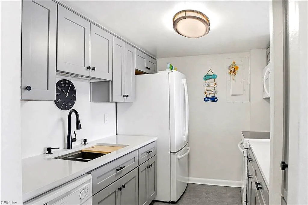 500 Pacific AVE #1012, VIRGINIA BEACH VA 23451 - Photo 5