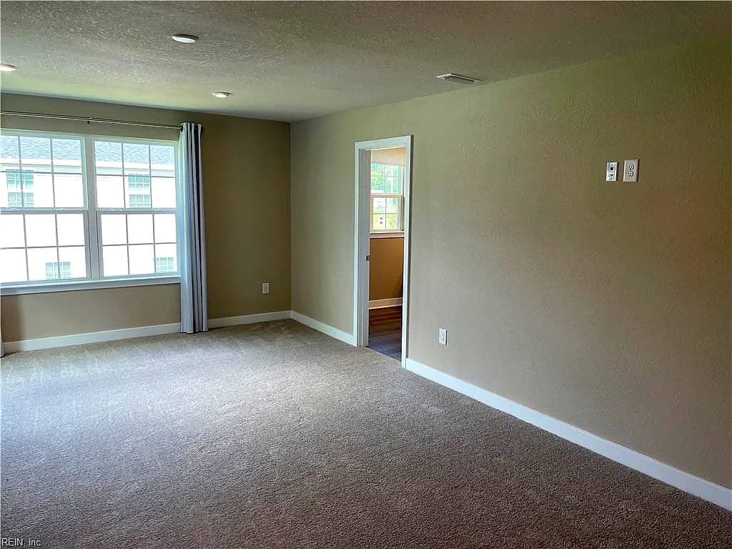 507 Early Station TRL, CARROLLTON VA 23314 - Photo 5
